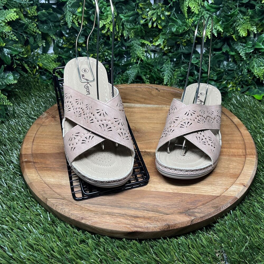 Sandals Shoes Womens 9 Nude Tan Slip On Stoned Accent‎ Comfort Kecom 183